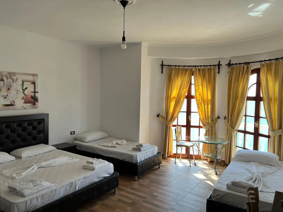 Castle Of Monte Cristo With Pool-Ilio Hotel Saranda